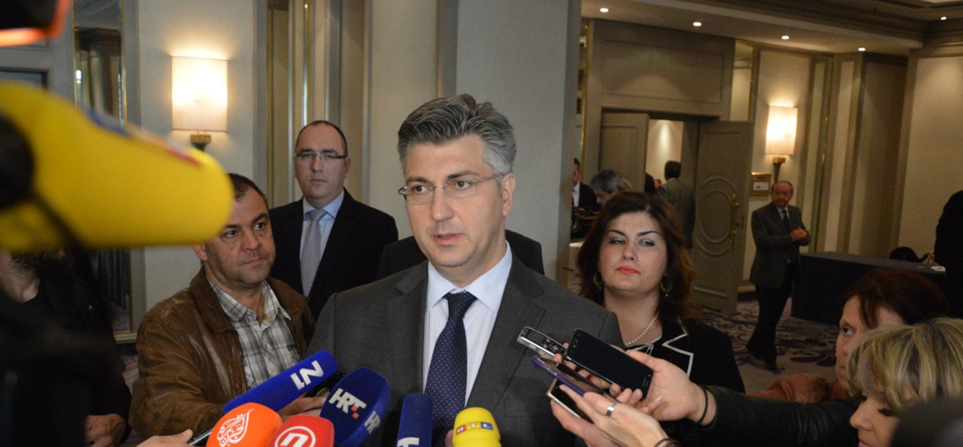 Predsjednik Vlade: Tražimo rješenje za gužve na granicama i vjerujem da ćemo ga naći do početka turističke sezone